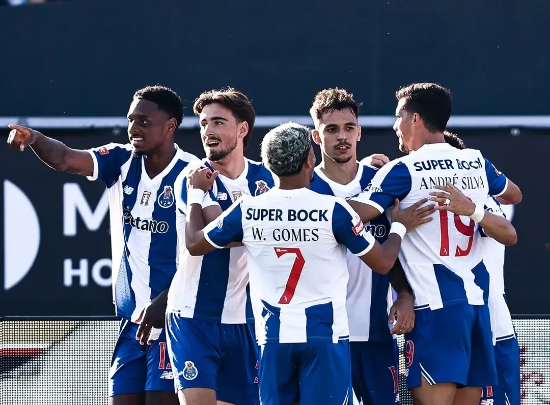FC Porto volta a vencer sem sofrer